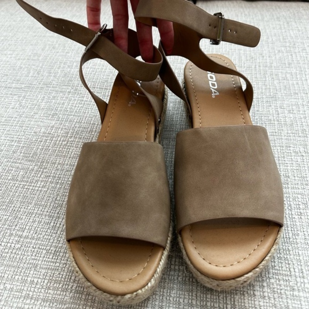 Soda Tan Suede Strap Sandals Minimalist Design